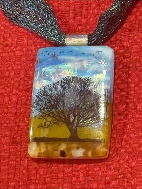 Stunning Handcrafted Art Glass Necklace Signed by LindyB